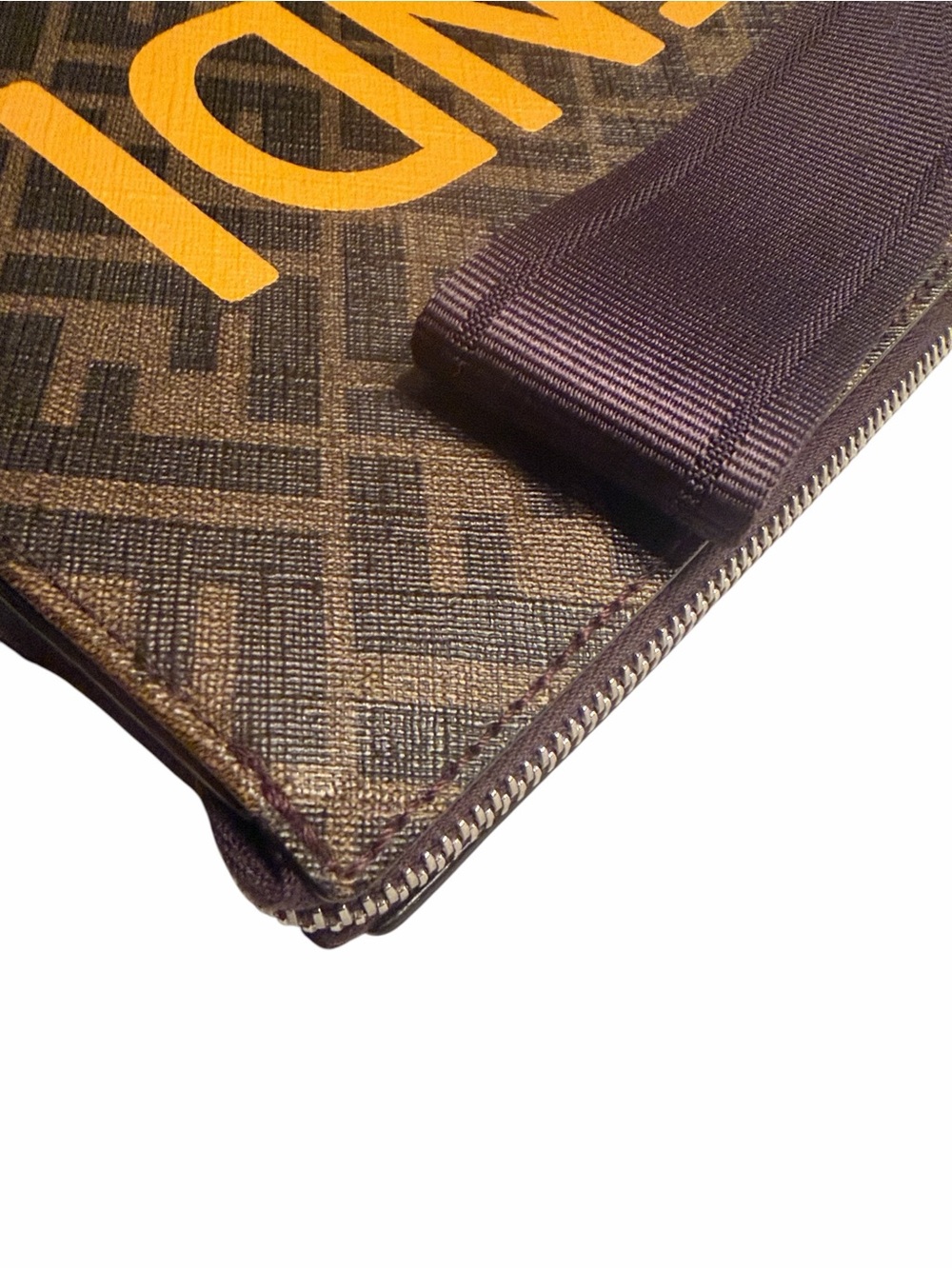 Authentic Fendi Leather Unisex Brown & Yellow Clutch - Picture 9 of 16